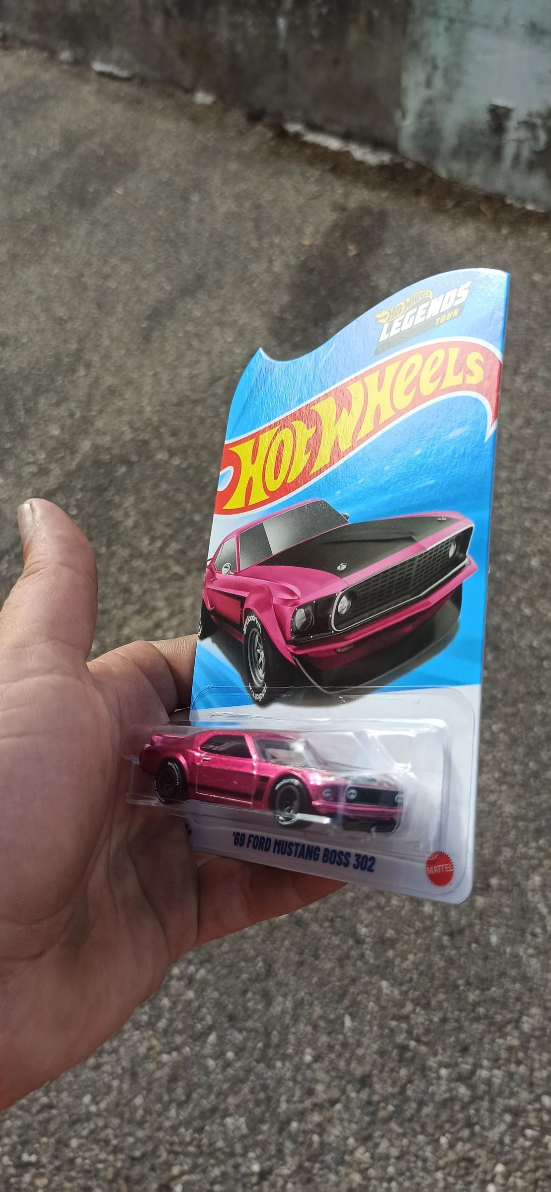 Hotwheels lenda torre 2026 69 ford mustang boss 302 – photo 4